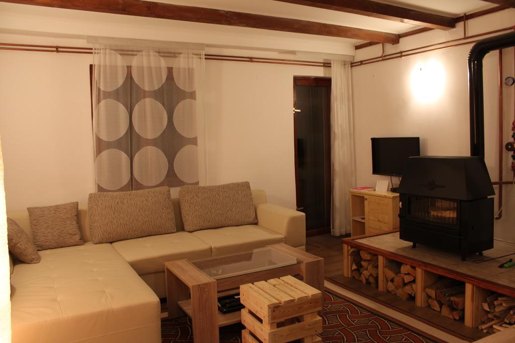Holiday Home Relax โคเปานิก ภายนอก รูปภาพ