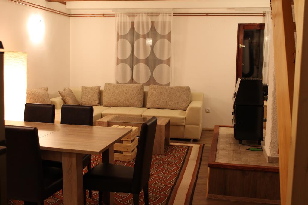 Holiday Home Relax โคเปานิก ภายนอก รูปภาพ